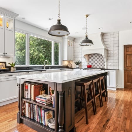 End Cap Storage on Island