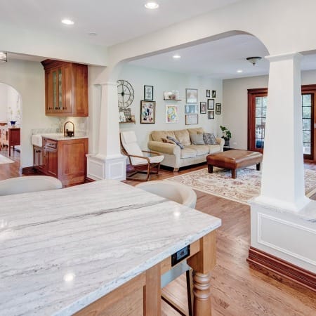 Wet Bar with Small Apron Farmhouse Sink