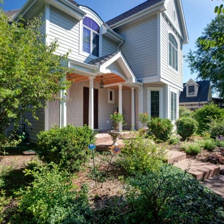 Window Replacements with Enhanced Trim Molding