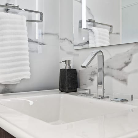 Modern Faucet Fixtures