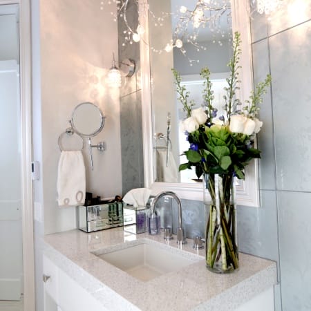 Glass Floral Wall Tile