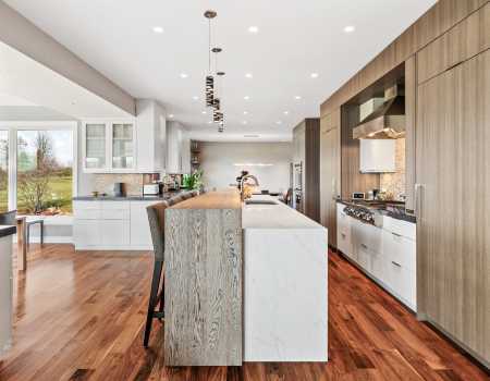 Wooden Bar Height Eat-In Kitchen