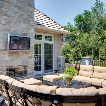 Plenty of Patio Seating for Entertaining