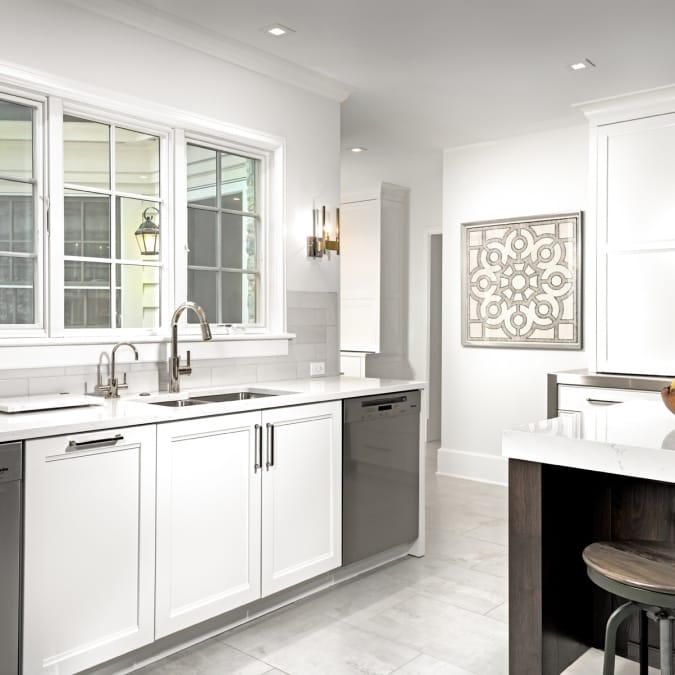 Perimeter White Shaker Cabinets