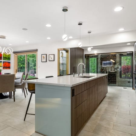 Island Adjacent to the Electric Cooktop