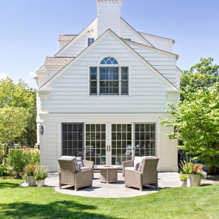 White James Harding Siding with Neutral Toned Shake