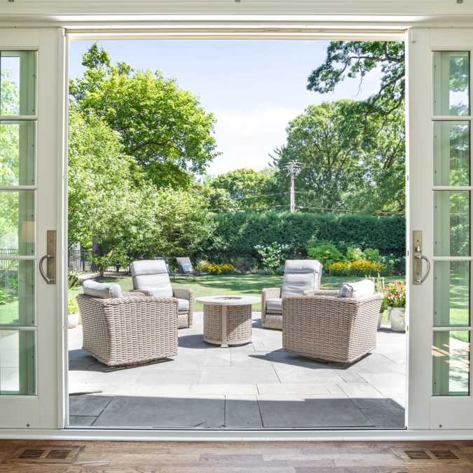 Indoor/Outdoor Living