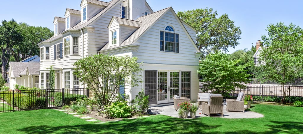 Image of an outdoor patio and home addition by Airoom®